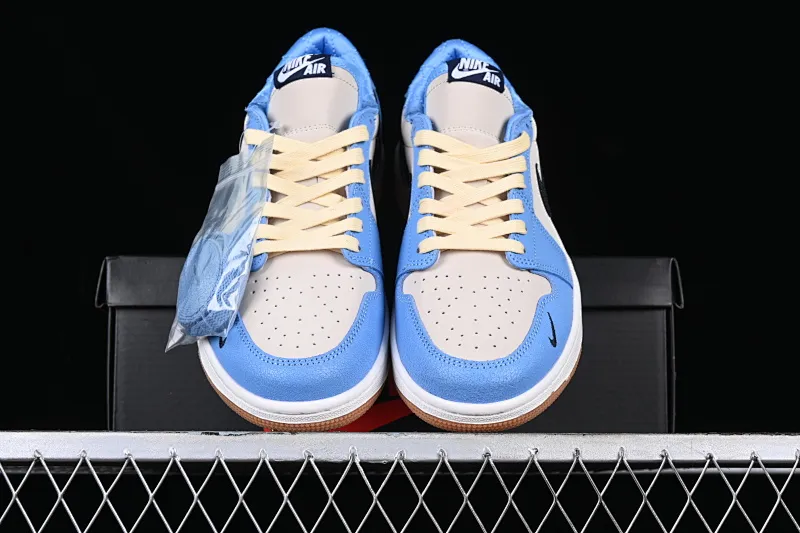 All categories Air Jordan Jordan series basketball shoes Air Jordan 1 Low Z version Air Jordan 1 Low OG AJ1 Joe 1 white and blue crackle low-top cultural casual sneakers CZ0790-141
